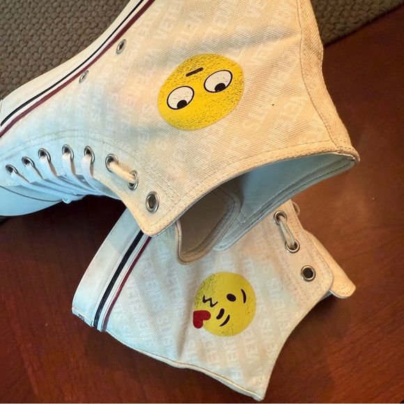 Vetements Emoji High-Top Sneakers - Picture 3 of 7